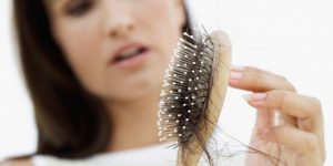 Queda de Cabelo Feminino, Causas
